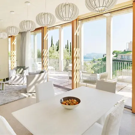 Eden Reserve Villa Gardone Riviera