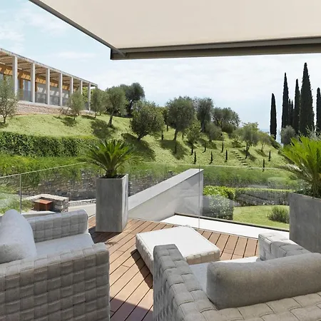 Villa Eden Reserve *