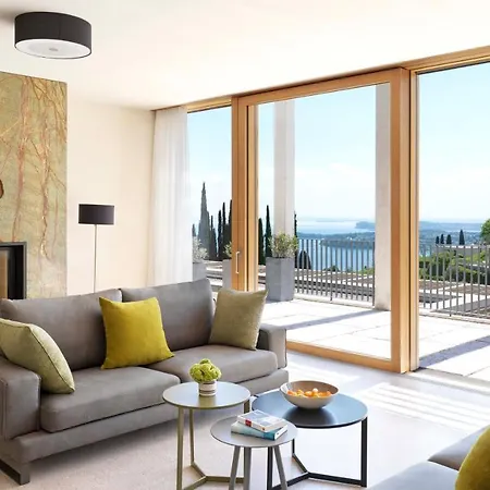 Eden Reserve Villa *